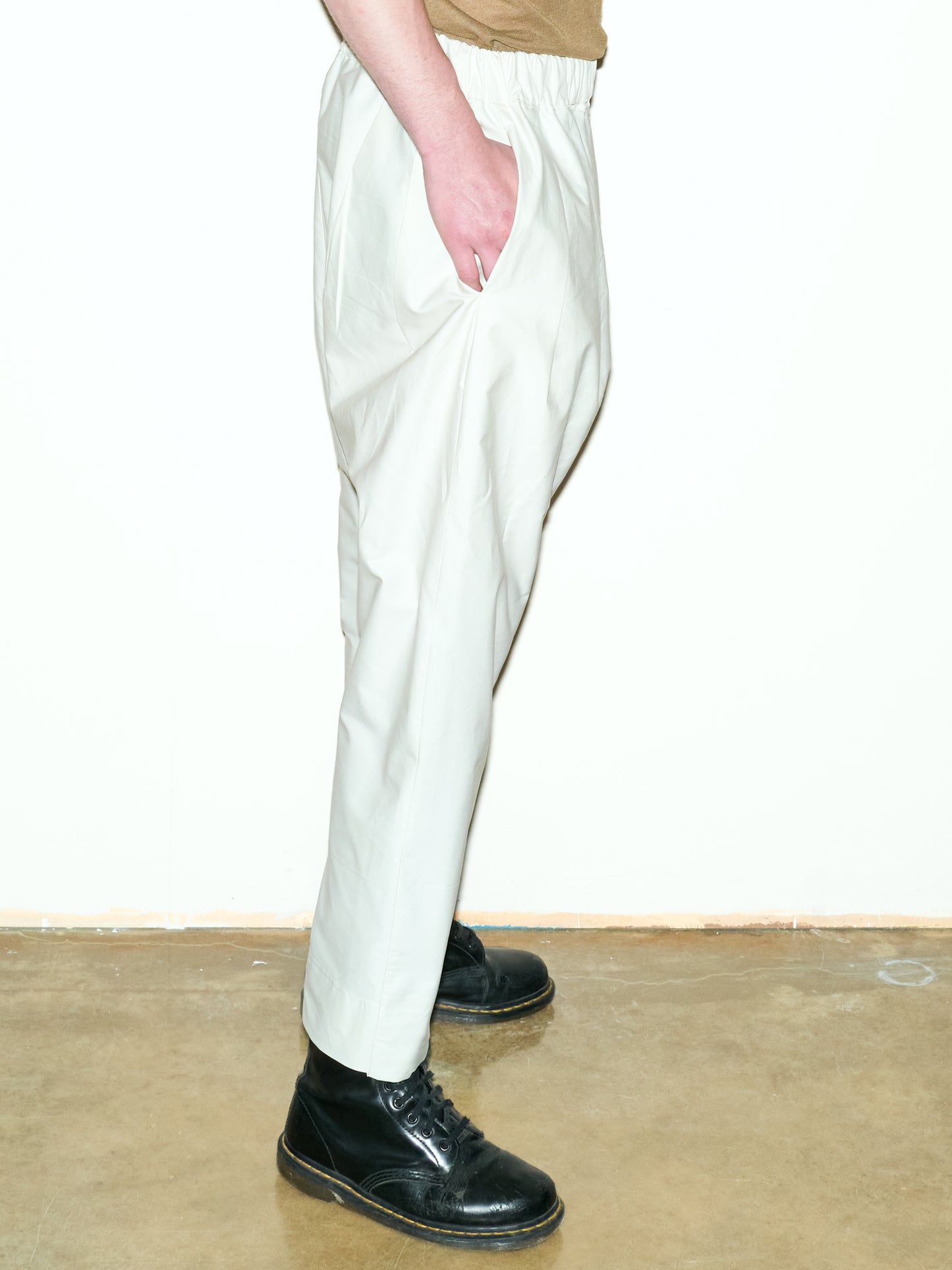 DSRT-02-WHITE
